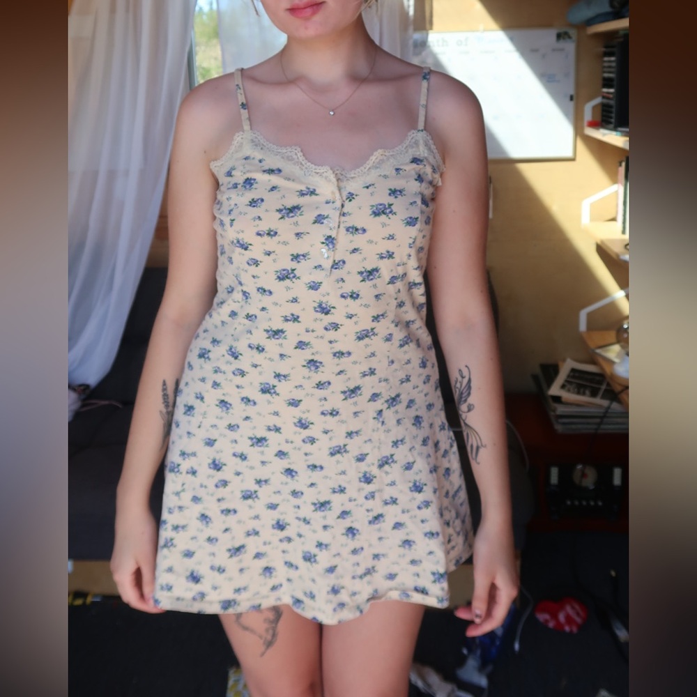 Vintage 90s Victoria’s Secret Slip